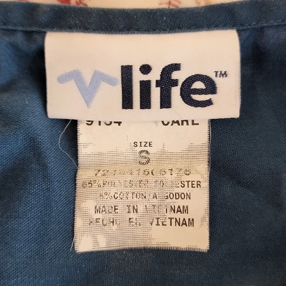 V Life Unisex Scrub Top with Pocket